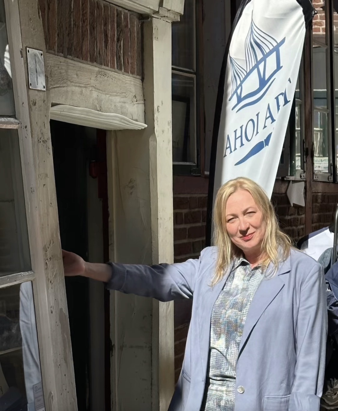 Gründerin der AhoiArt Business Academy in ihrem Hamburger Atelier